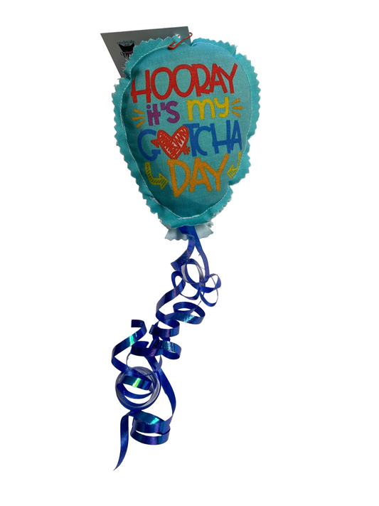 Crunch & Carry 100 Proof Silvervine & Catnip Gotcha Day Balloons with Streamers