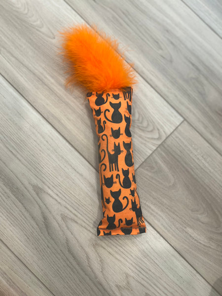 Halloween Orange Cats Catnip, Silvervine & Crunch Kicker with Marabou