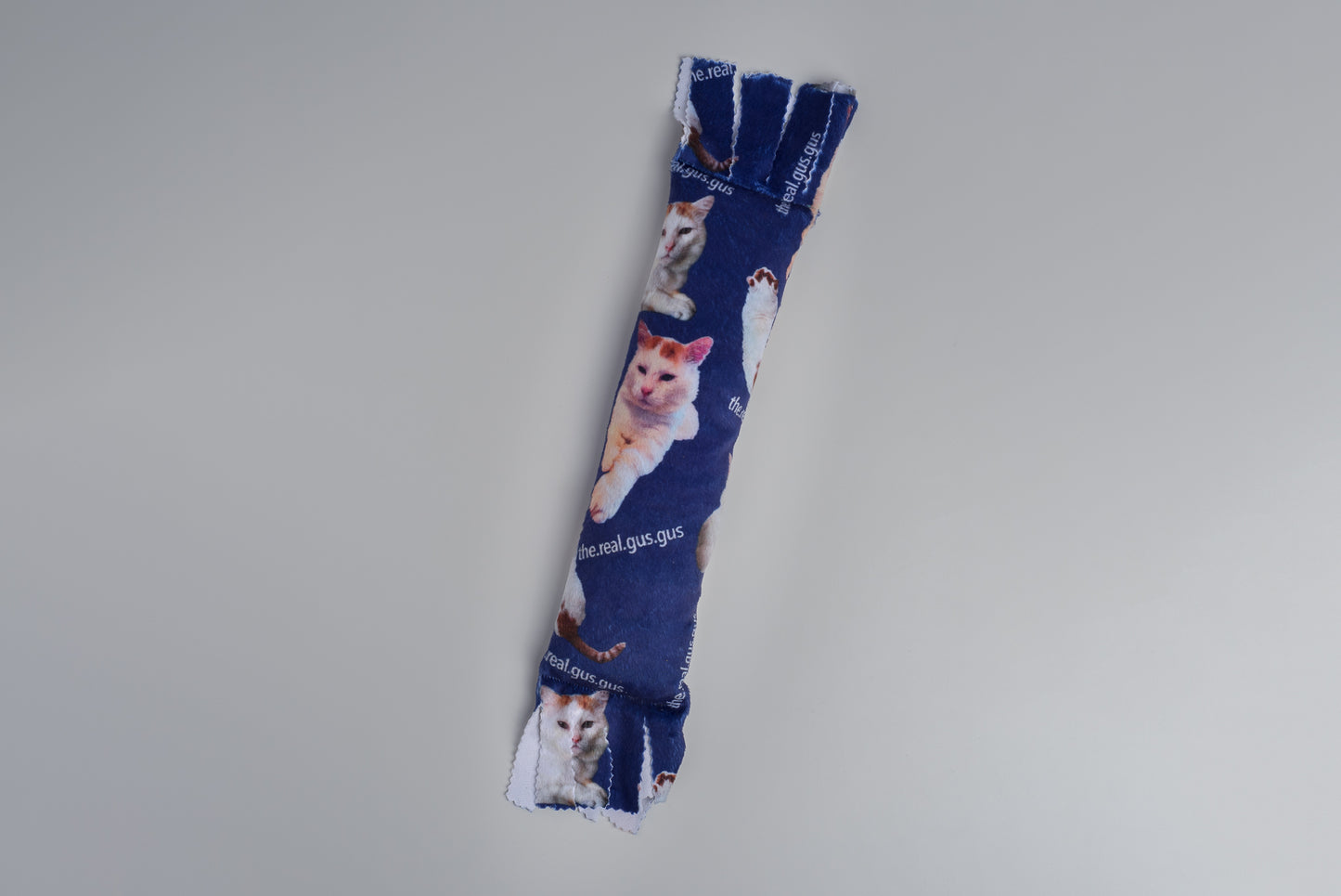 GUS 360 Degree Totally Me Catnip & Silvervine Kicker - Deep Blue